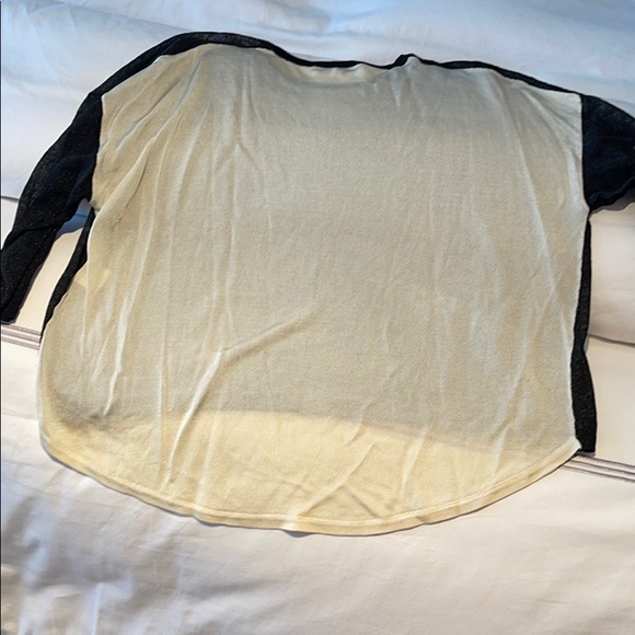 Iro 3/4 sleeve top - Picture 4 of 5